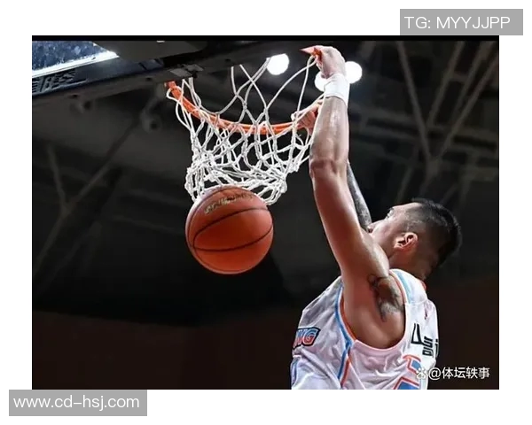 陈林坚的篮球之路:从青涩少年到职业球员的成长故事与奋斗历程